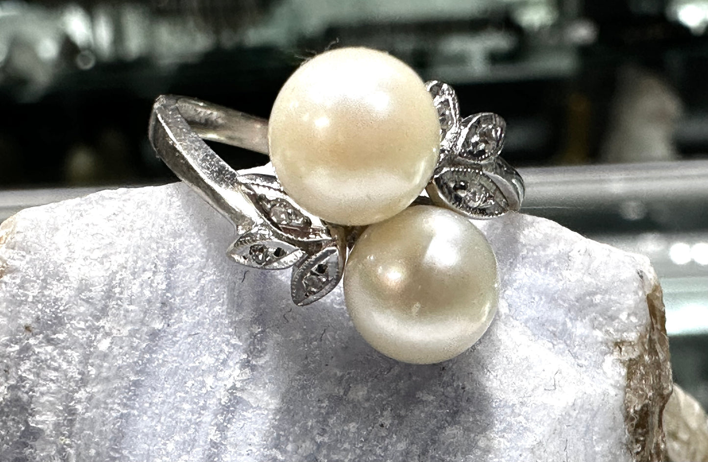 Natural Double Pearl & Diamond Ring 14K White Gold 4.2 grams Size 8.5 Vintage Ring art deco Piece