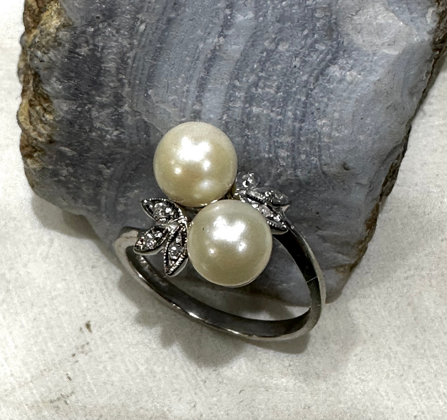 Natural Double Pearl & Diamond Ring 14K White Gold 4.2 grams Size 8.5 Vintage Ring art deco Piece