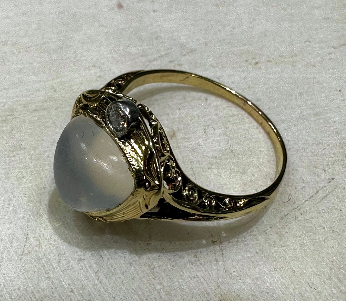 Blue MoonStone 14k Yellow Gold Ring, Triangle Moonstone and Diamond statement gold ring, June birthstone Vintage Filigree, Art Deco Jewelry