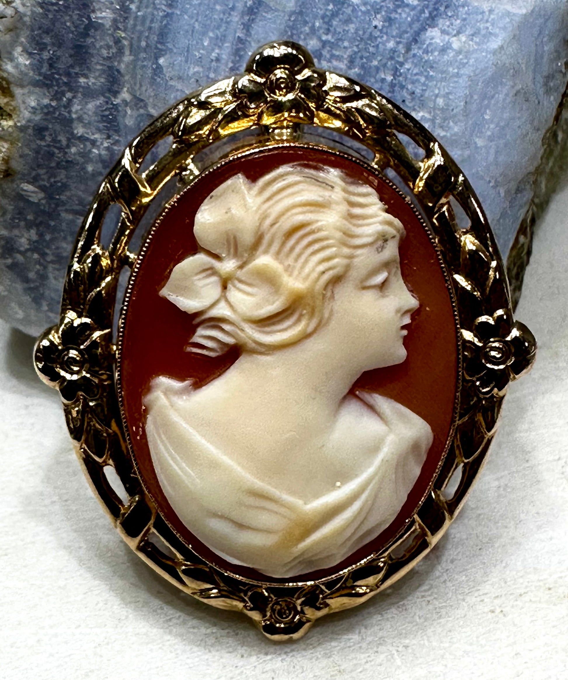 Antique Cameo Brooch and Pendant 10k Yellow Gold Floral Lady Carnelian Carved Shell 5.8 Grams 25x19 Oval