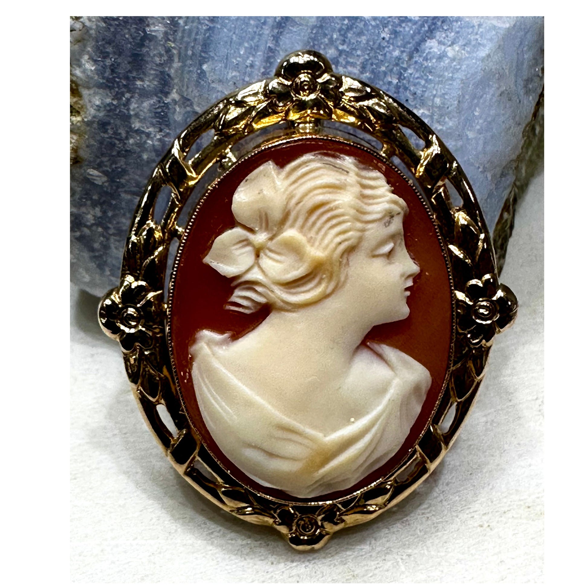 Antique Cameo Brooch and Pendant 10k Yellow Gold Floral Lady Carnelian Carved Shell 5.8 Grams 25x19 Oval